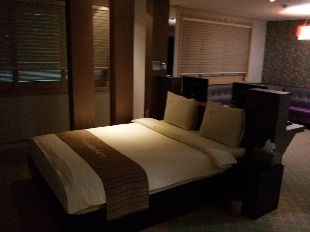 Apsan Business Hotel Daegu Exteriör bild